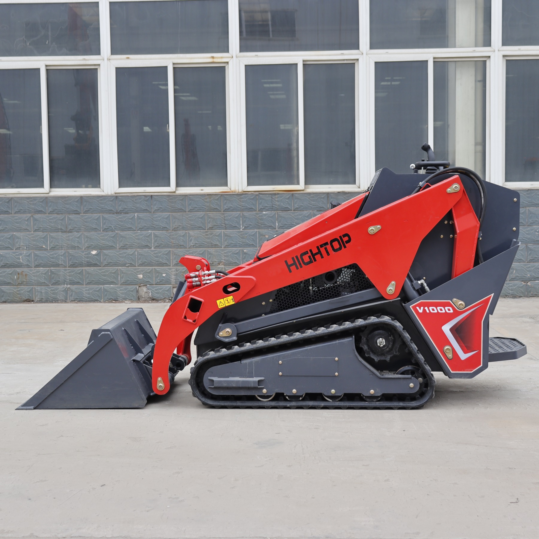 Мини-погрузчик Hightop HT-V1000 (Kubota 902)