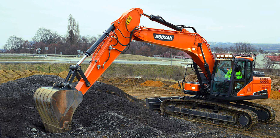 Doosan DX225LCa гусеничный экскаватор