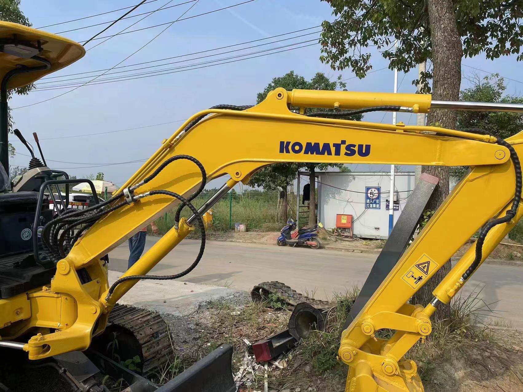 PC30MR - подержанный экскаватор Komatsu